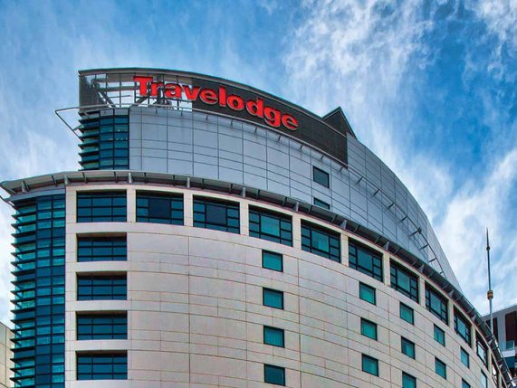 Travelodge sydney hotel exterior 